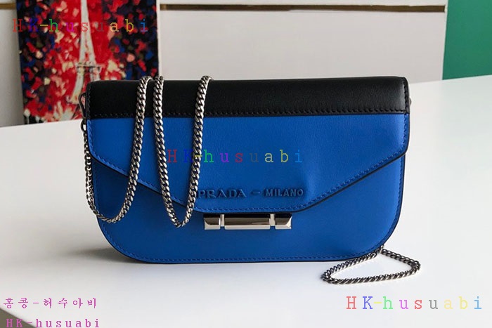 �ڹ̷��ޡ� ����� �ú��� ���� �̴Ϲ� P 1DH011