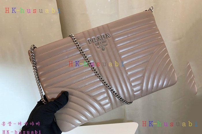 �ڹ̷��ޡ� ����� ���̾�׷� ü�� Ŭ��ġ P 1BF087-2
