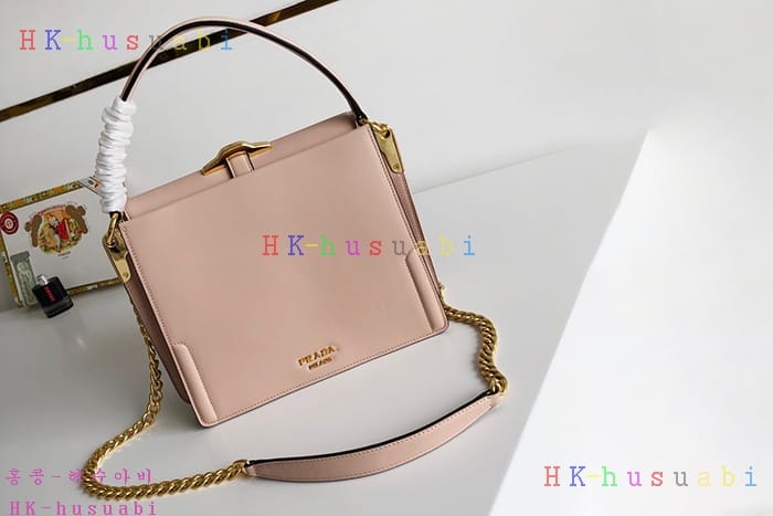 �ڹ̷��ޡ� ����� �� ��Ʈ�� P 1BN004-4
