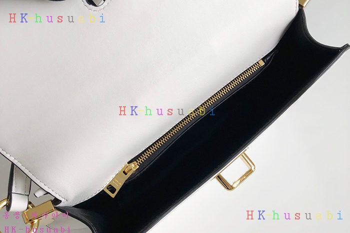�ڹ̷��ޡ� ����� �� ��Ʈ�� P 1BN004-4