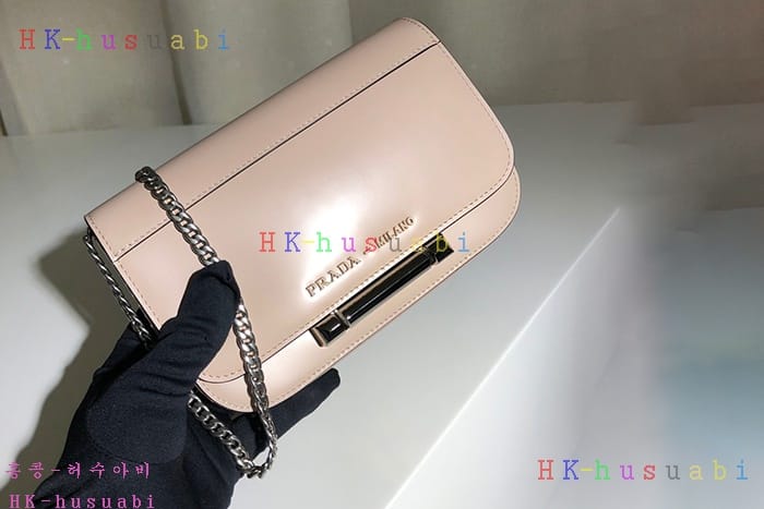 �ڹ̷��ޡ� ����� �ú��� ���׹� P 1BD170-2
