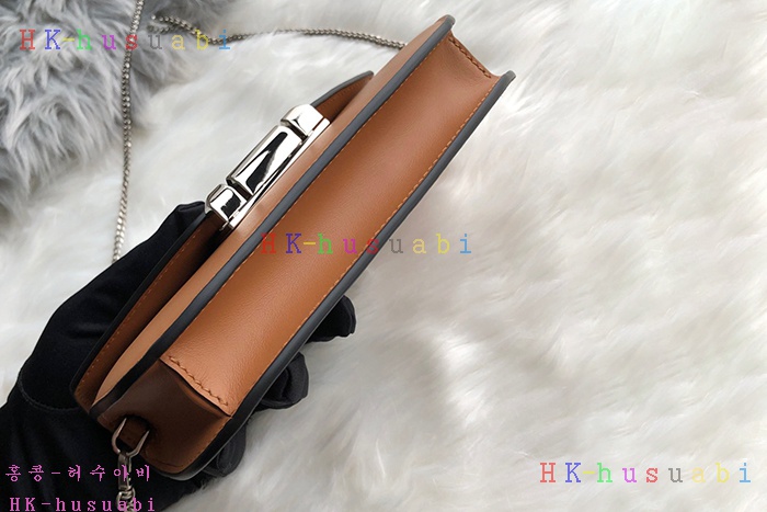 �ڹ̷��ޡ� ����� �ú��� ���� �̴Ϲ� P 1DH011-3