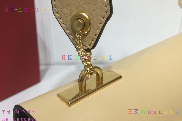 �ڹ̷��ޡ� �߷�Ƽ�� �긵 ũ�ν��ٵ�� V 74419