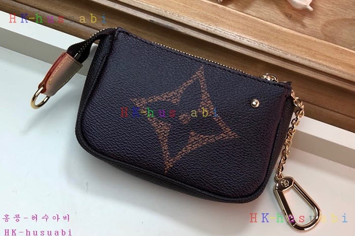 �ڹ̷��ޡ� ���̺��� ����ũ�� ����Ʈ M67579