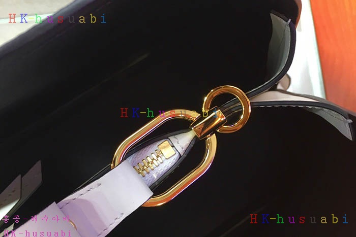 �ڹ̷��ޡ� ����� ���ҳ��� �ڵ�� P 1BA249-7