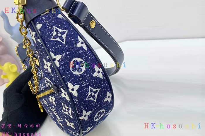 �ڹ̷��ޡڷ��̺��� ���� ���� M81166