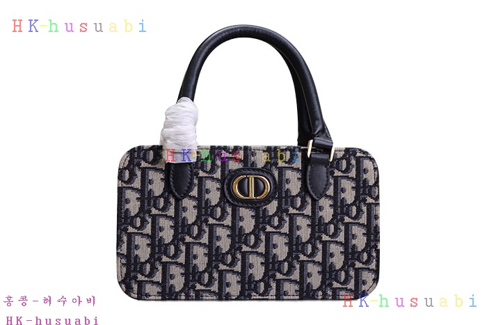 �ڹ̷��ޡڵ�� 30 ������ ī�޶�� DR 479910-3