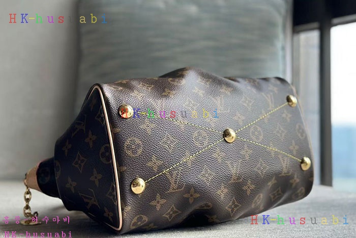 �ڹ̷��ޡڷ��̺��� Ƽ���� PM M40143